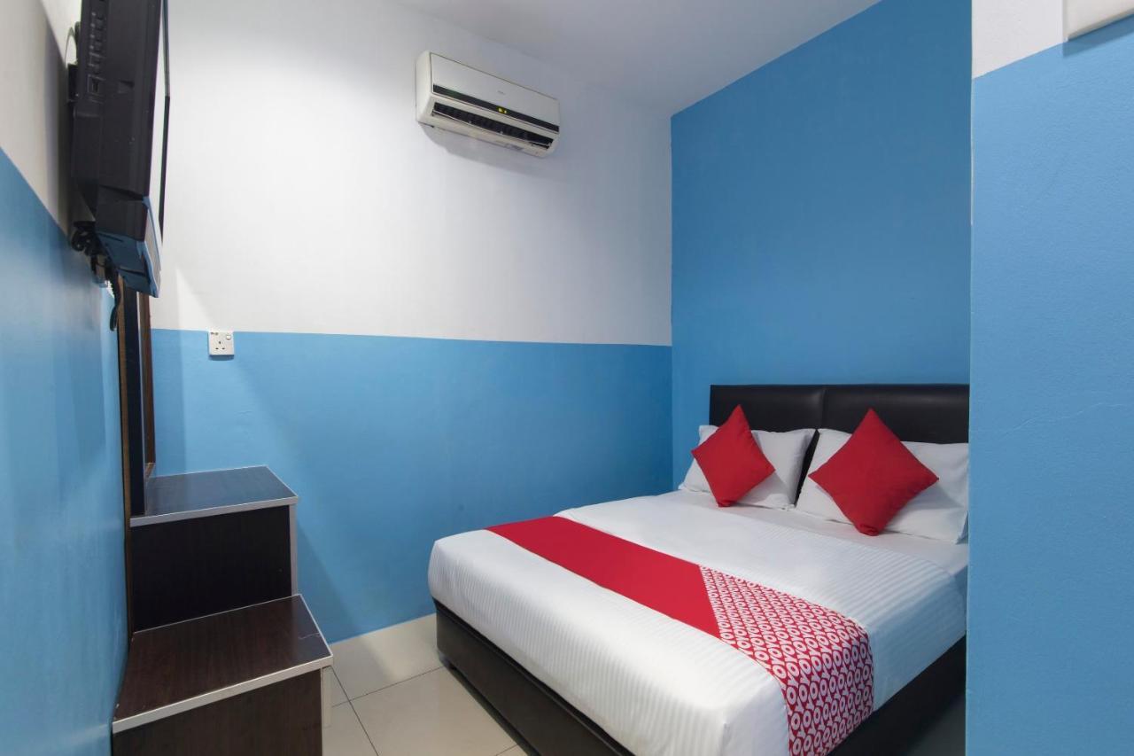 OYO 44072 Mines Cempaka Hotel Nilai Bagian luar foto