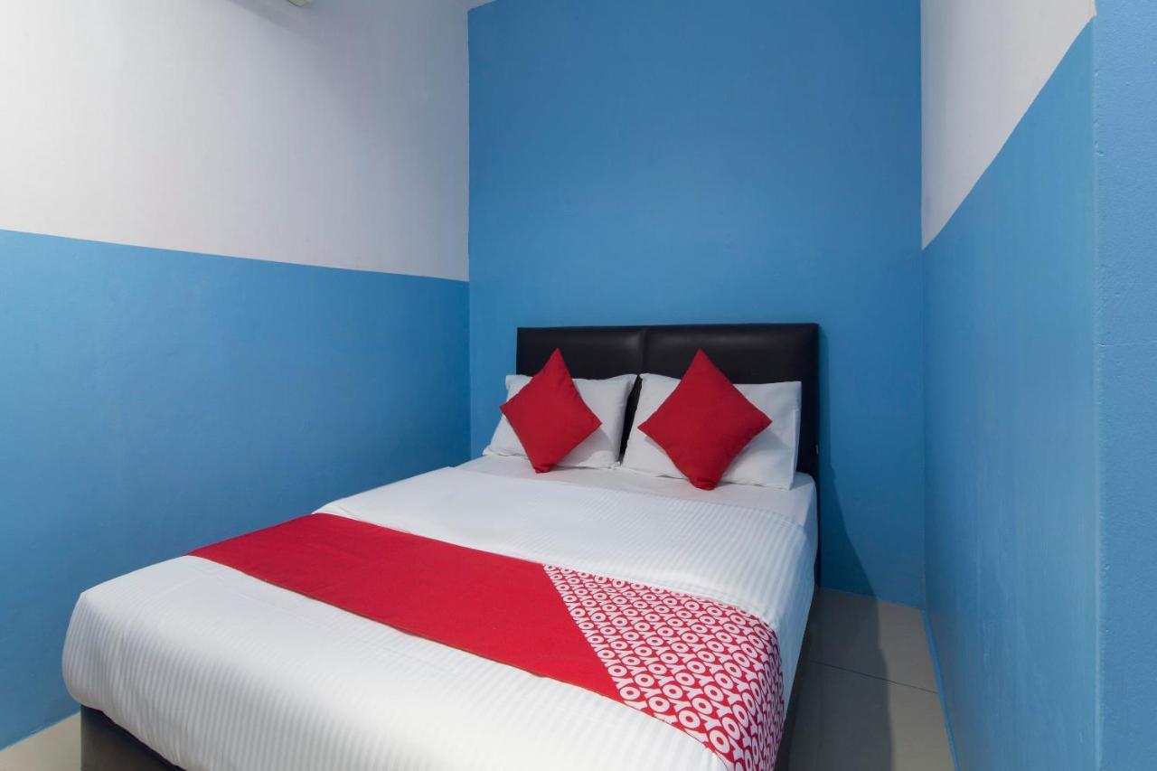 OYO 44072 Mines Cempaka Hotel Nilai Bagian luar foto
